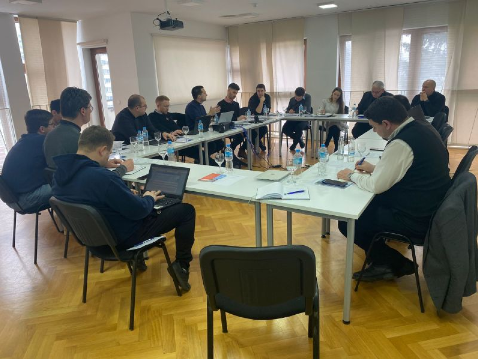 Biskup Rogić predvodio susret biskupijskih povjerenika u Sarajevu