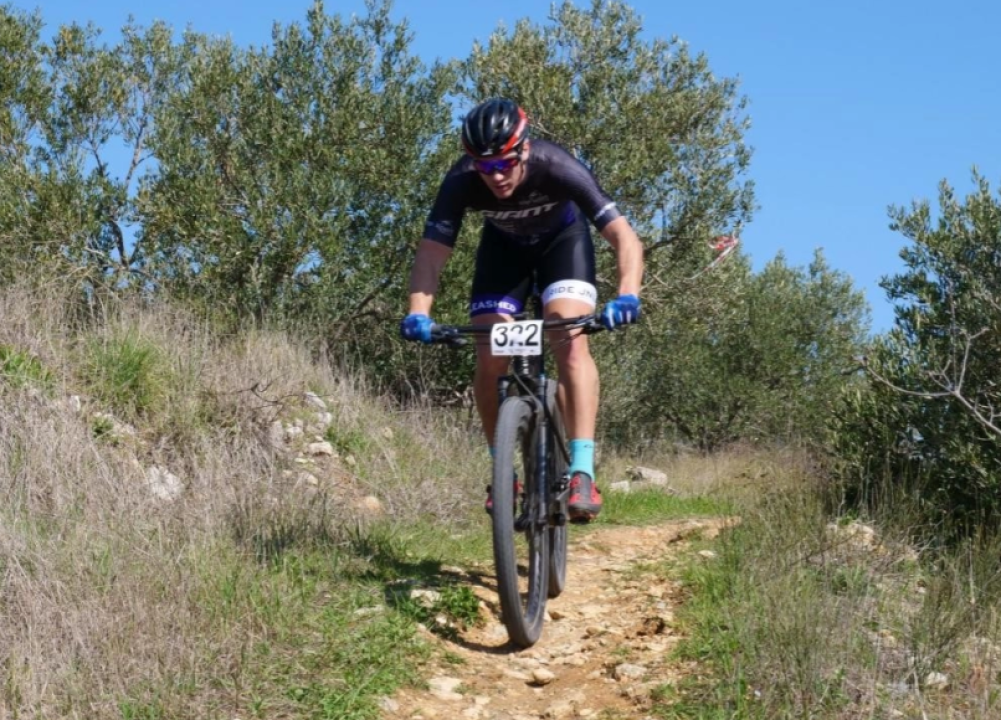 Održana prva biciklistička utrka Zimske lige Dalmacije na otoku Prviću