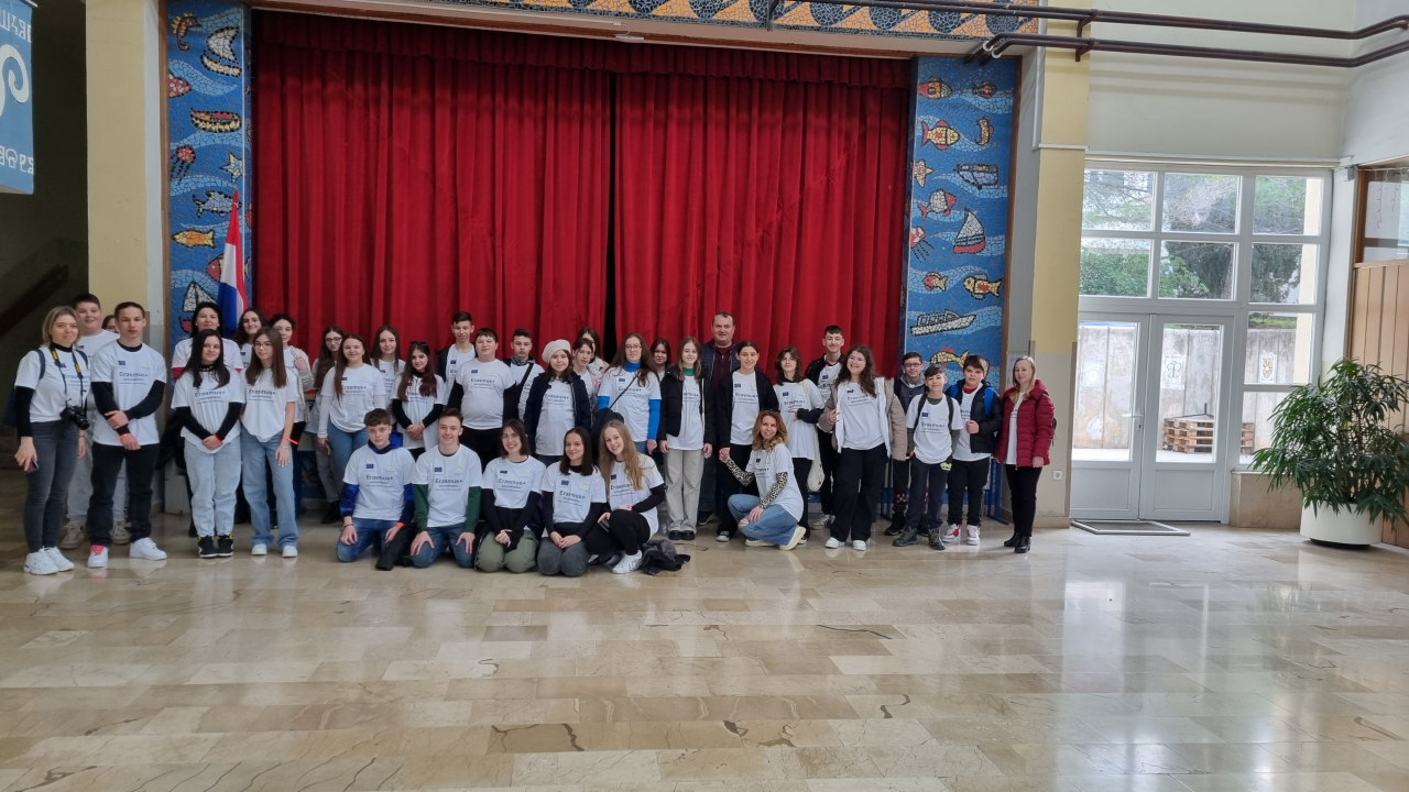 OŠ Petra Krešimira IV ugostila rumunjske učenike