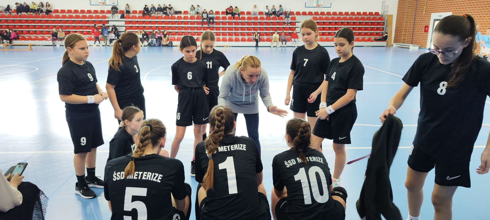 Košarkašice OŠ Meterize i košarkaši OŠ Antuna Mihanovića-Petropoljskog najbolji su u županiji 