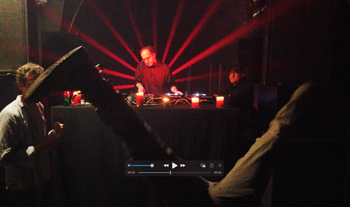 Na Felveru stoj na glavi! Odlična zabava noćas u Tunelu, Disku R i Azimutu 