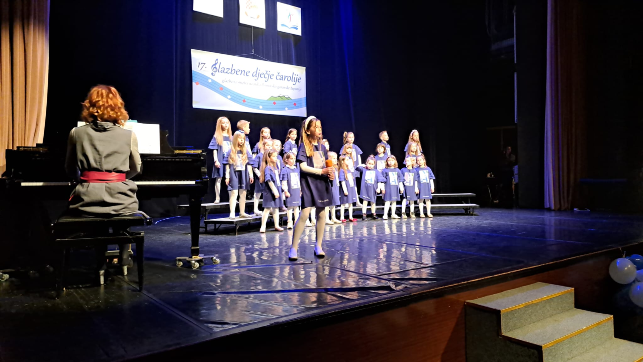Šibenski 'cvrčci' nastupili u Glazbenim dječjim čarolijama u Rijeci: Očarali publiku i glazbene stručnjake  