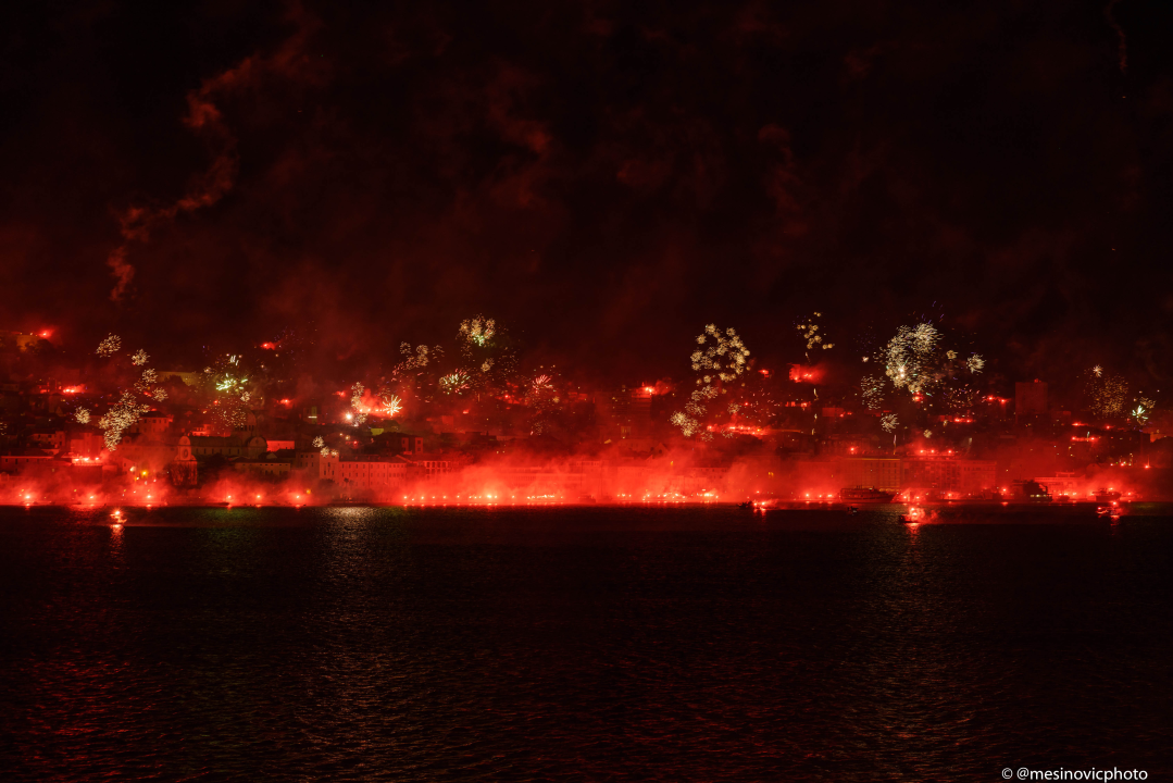 Spektakularni kadrovi: Narančasta noć pamtit će se još dugo!