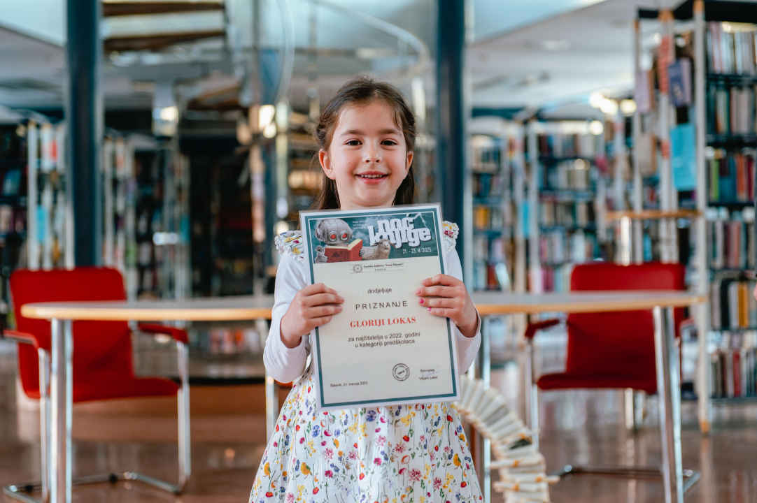 Najčitatelji šibenske knjižnice su Bruna Kozić, Gloria Lokas, Saša Veligdanski i Niko Konjuh