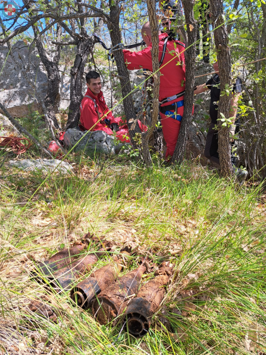 U NP Krka tri jame očišćene od ukupno 40 eksplozivnih naprava i 80 komada streljiva