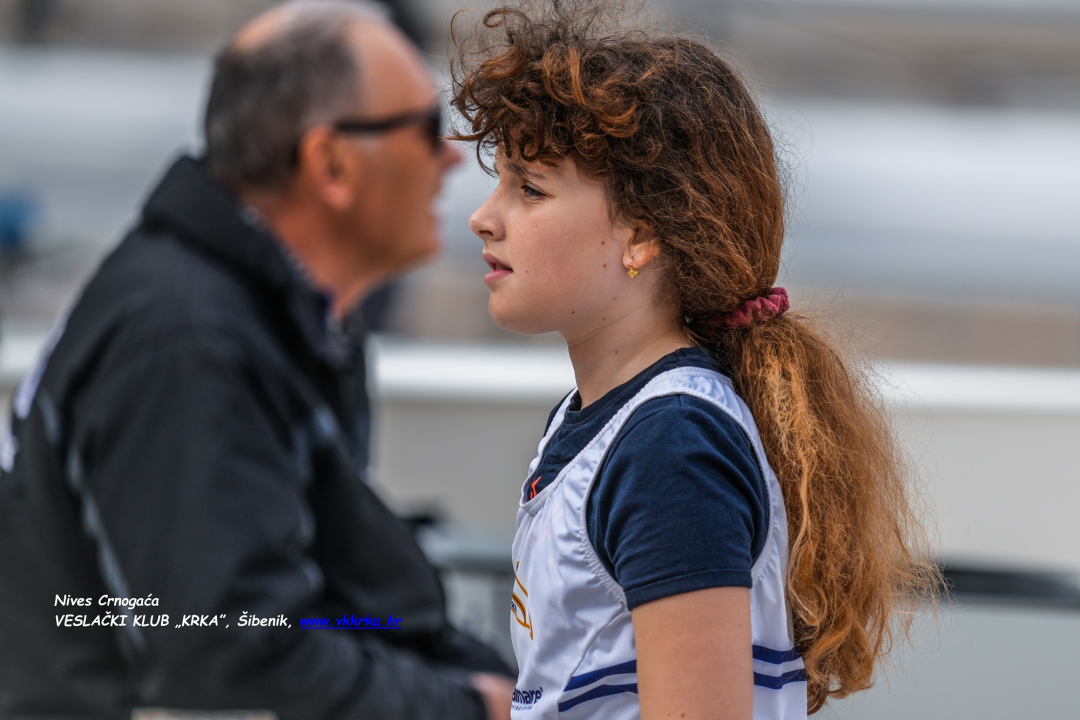 Veslači Krke u Makarskoj na Kupu Dalmacije osvojili 14 medalja
