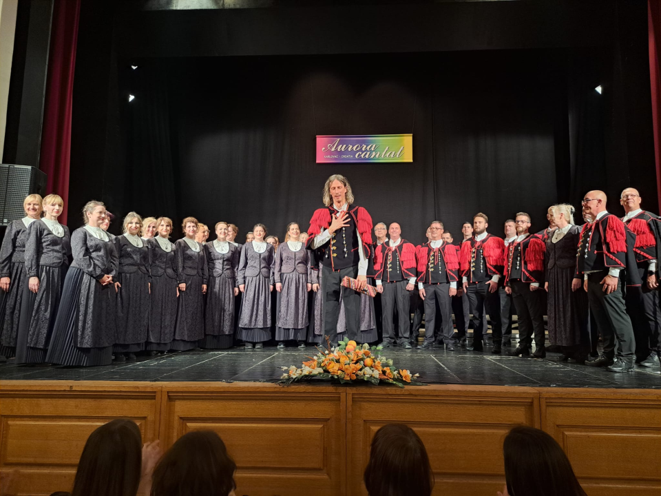 Dvije zlatne plakete za Kolaše na međunarodnom natjecanju zborova Aurora cantat u Karlovcu