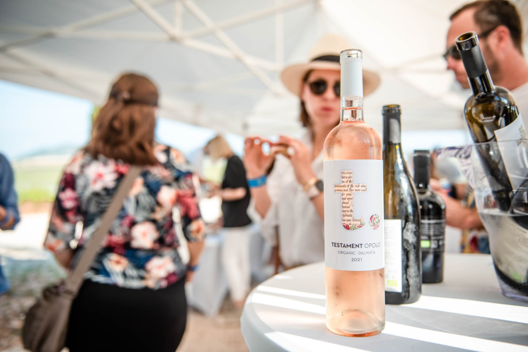 Vikend rezervirajte za turu po vinarijama i kušanje vrhunskih lokalnih vina!