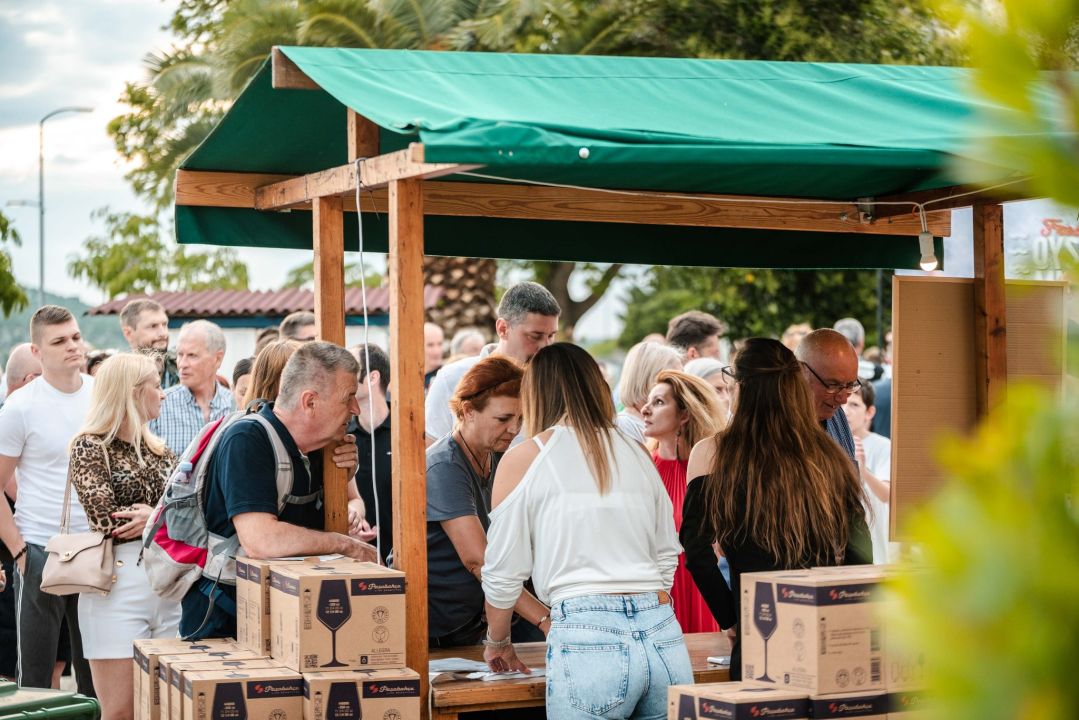 Gastro uživanje: Šibenčane je i ove godine oduševila kombinacija debita i pidoća na sto načina 