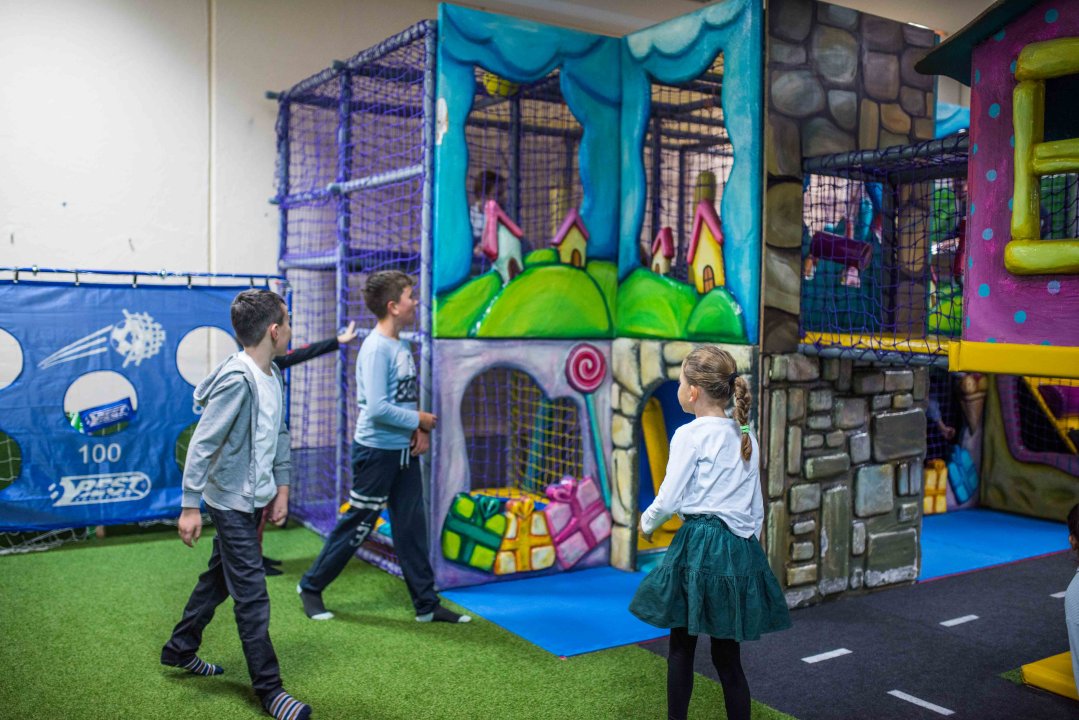 Neka vaša djeca proslave rođendan daleko od vrućina u FunTasticu! 