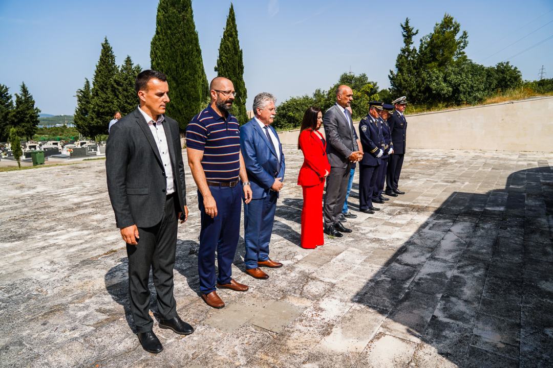 Uoči Dana antifašističke borbe na Kvanju položeni vijenci i zapaljene svijeće