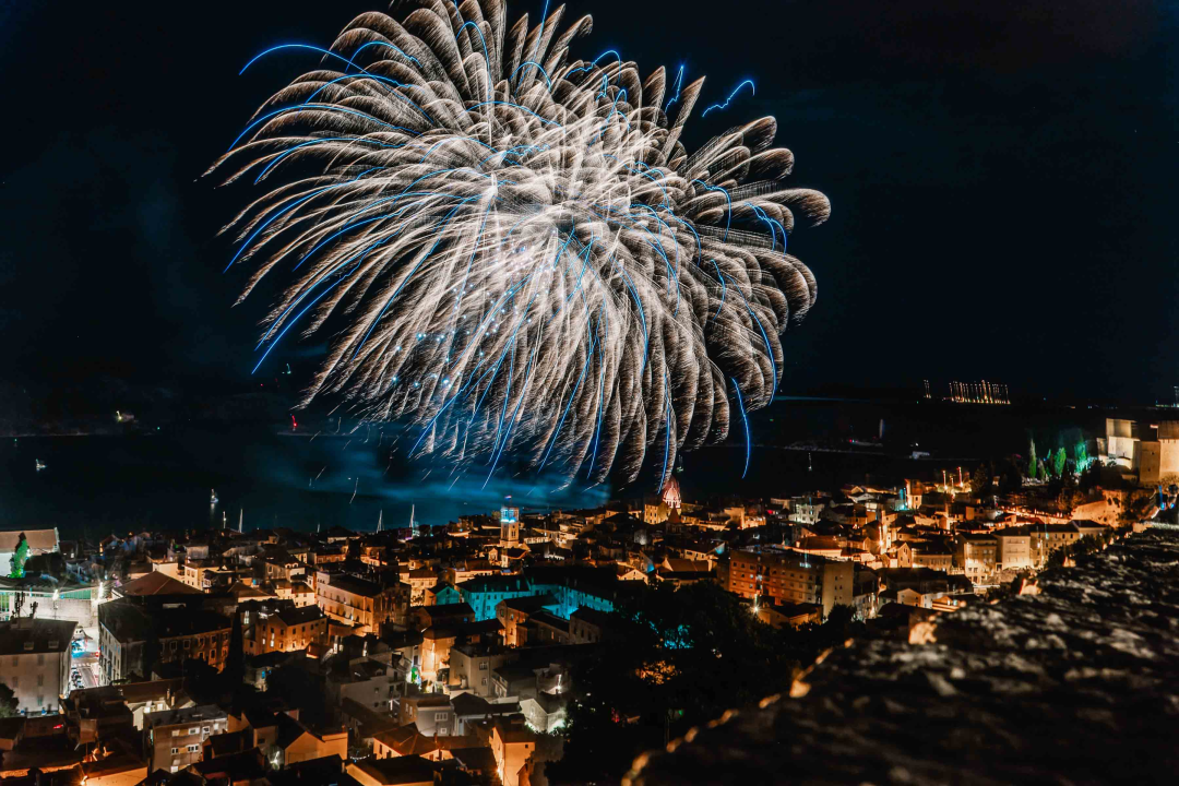 Master Blaster na Baroneu: Najbolji pogled na vatromet, odlično raspoloženi Šibenčani i Detour