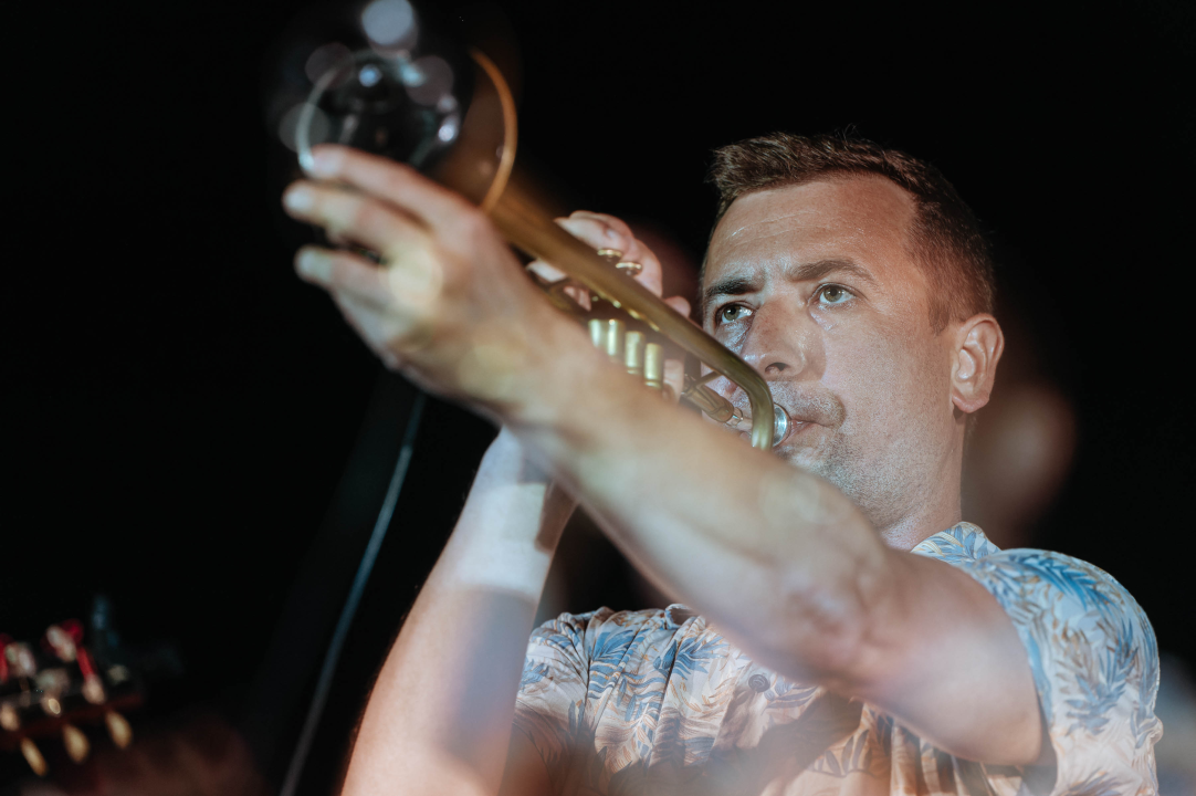 Ljetna večer i vrhunska glazba na Barone Jazz Festivalu: B's FUNstallation oduševili Šibenčane i turiste