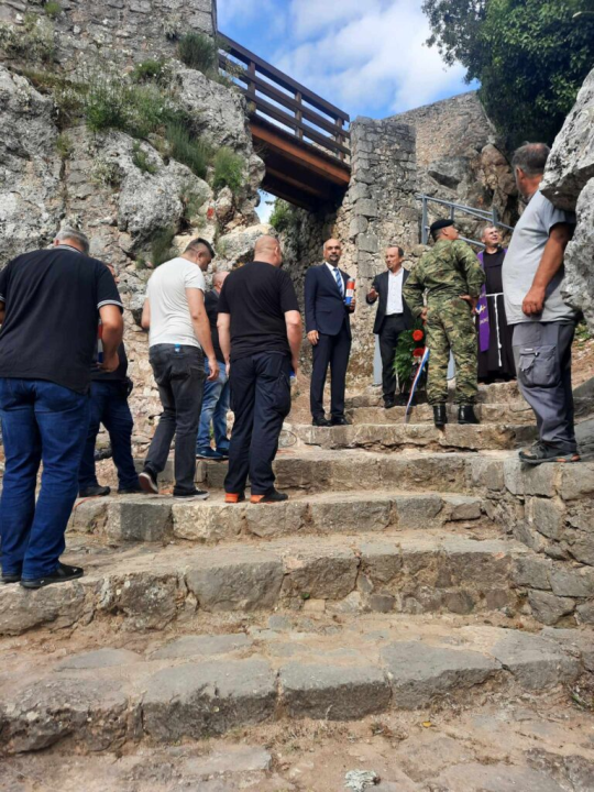 Počelo obilježavanje Oluje: U Kninu položeni vijenci