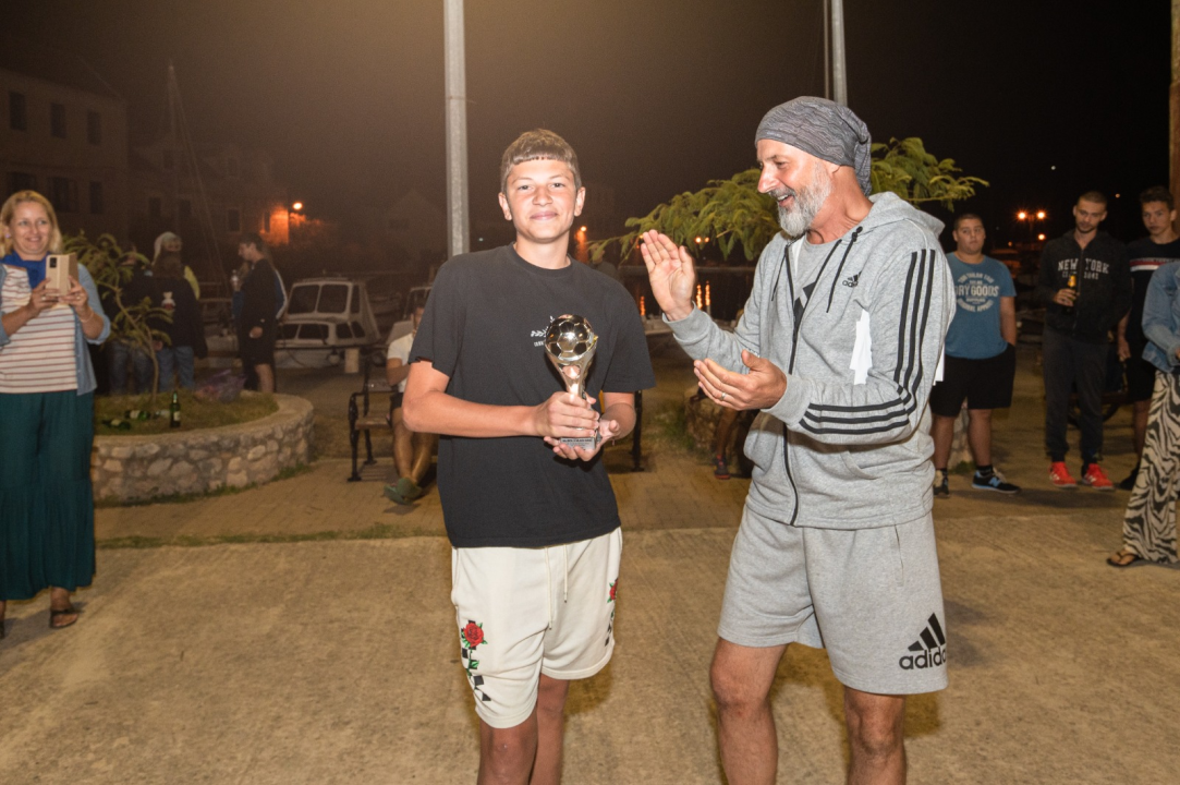 U Zlarinu je tradicionalno održan turnir 'Fingac', slavila ekipa Zogulini