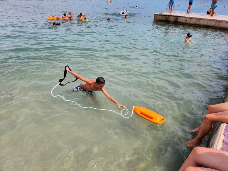 U Vodicama završen tečaj za junior spasioce za učenike sedmih i osmih razreda
