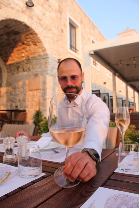 Uživajte u vrhunskoj vinskoj kapljici na 'Rose Flavor Fusionu' u Bute!  