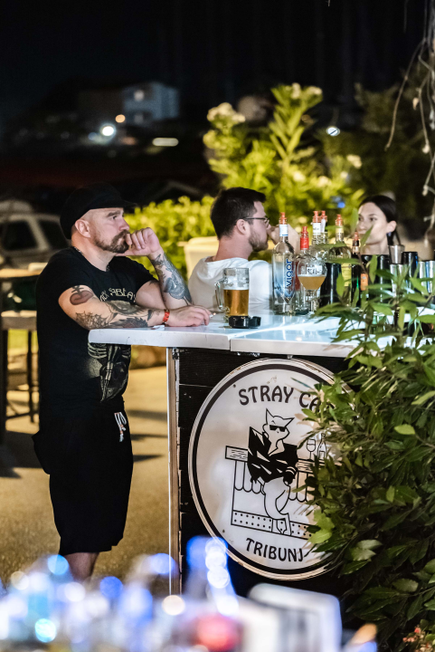 Rock'n'roll, finger food i kokteli: Stray Cat mjesto je koje morate posjetiti! 