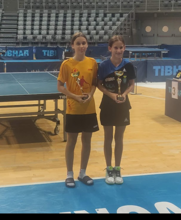 Uspjeh za stolnotenisačice: Šibenčanke iz Zadra odlaze punih ruku trofeja