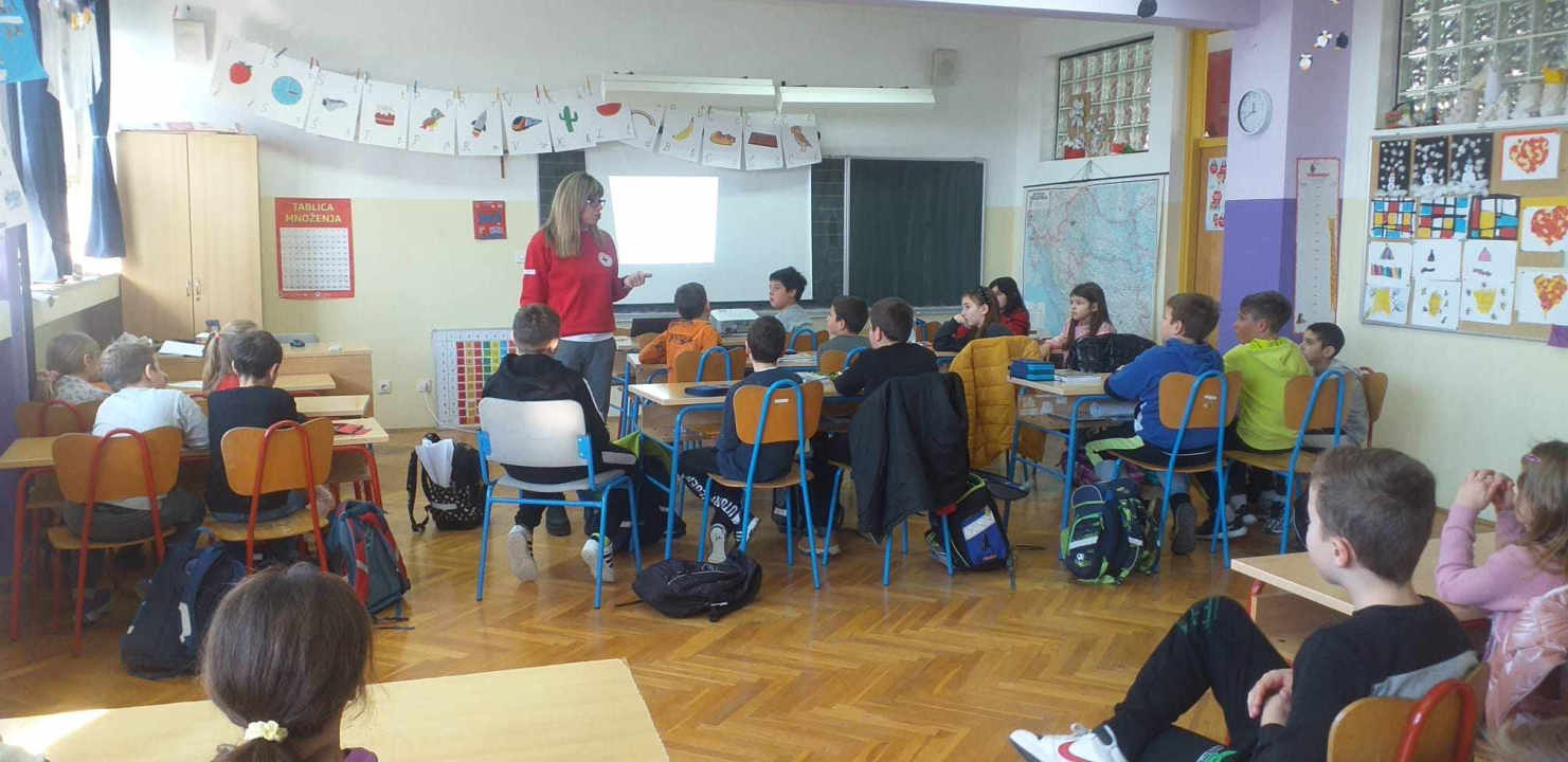 Danijela je učiteljica u Dubravicama: 'U školi smo svi kao obitelj, a ovaj posao je ljubav bez granica'