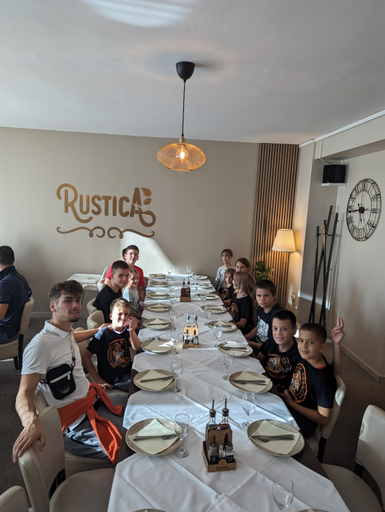 Šibenski hrvači za vikend nastupili na tri natjecanja: Doma se vratili s pregršt medalja