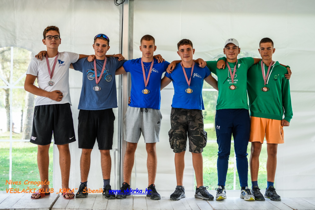 U odličnom stilu posade Veslačkog kluba Krka okončale sezonu