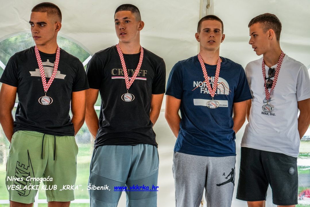 U odličnom stilu posade Veslačkog kluba Krka okončale sezonu