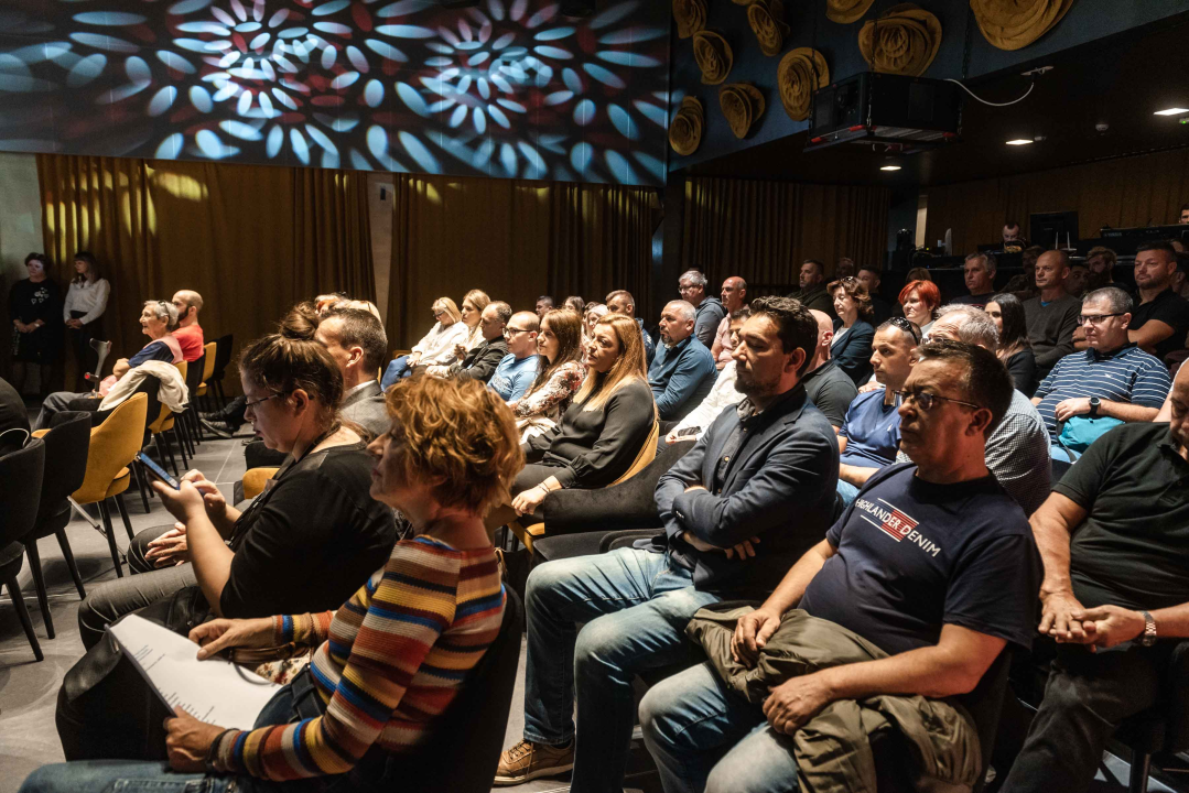 Svečanost Crvenog križa u Arsenu: 'Za krv se nikad neće naći adekvatna zamjena'