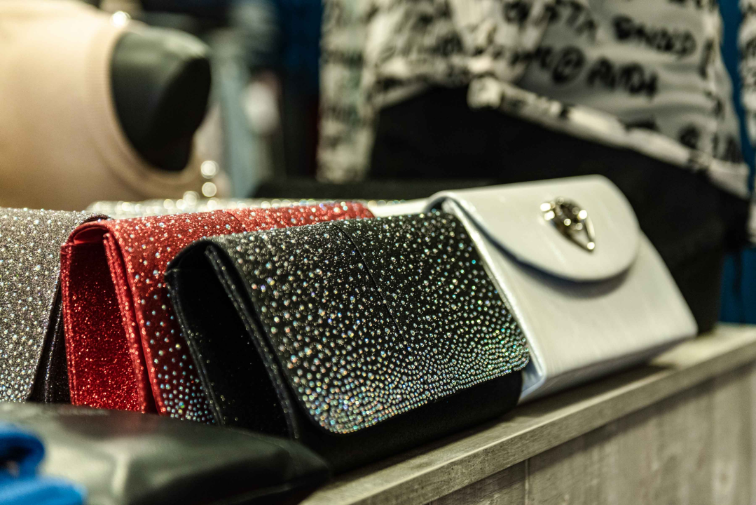 Obnovite svoju jesensku garderobu novim trendi komadima Butika Cecily! 