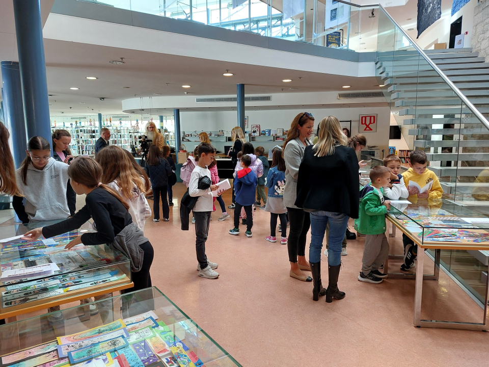 U knjižnici otvorena izložba straničnika