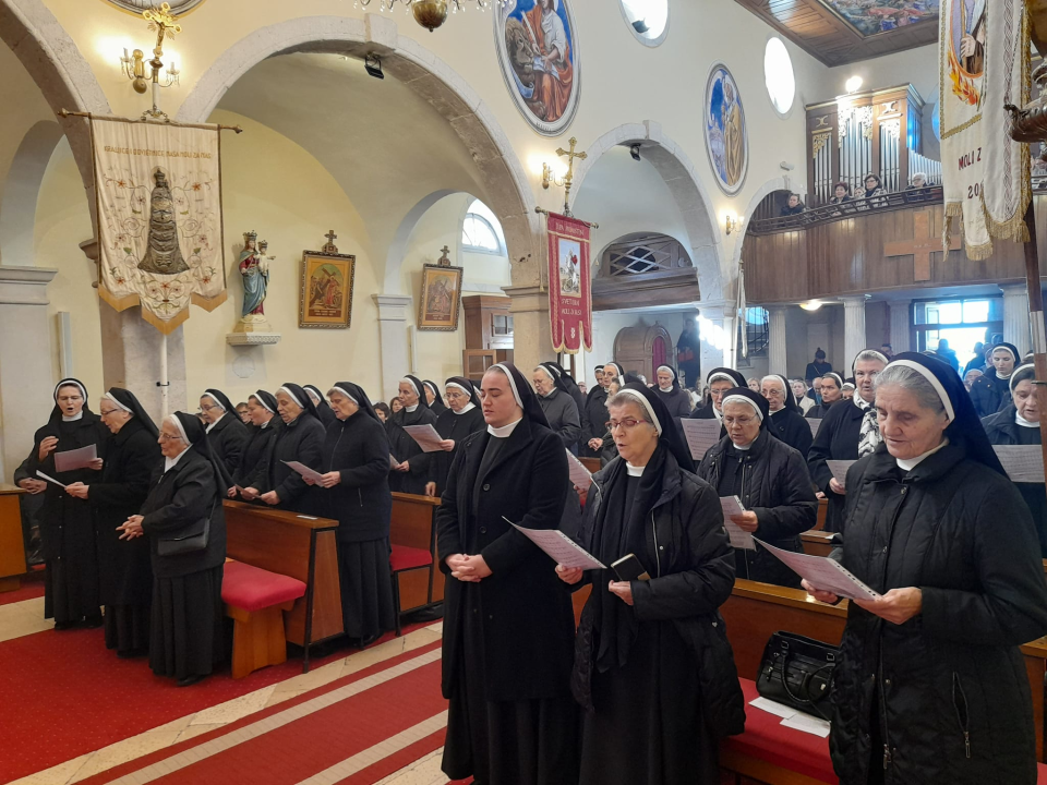 Sestre franjevke od Bezgrješne u Primoštenu proslavile svoje obljetnice