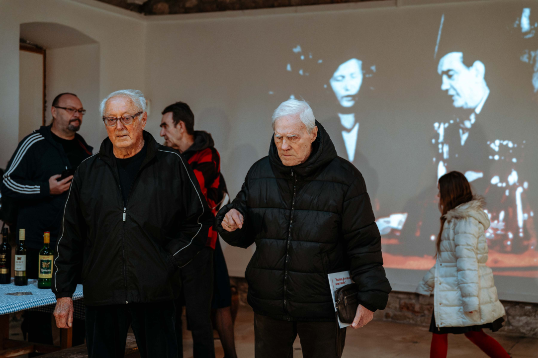  U Muzeju otvorena fenomenalna izložba ‘Važna je emocija, a ne note! Kazivanja o šibenskim klapama’