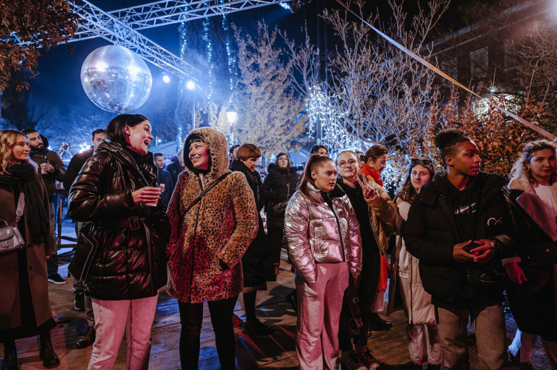 Djevojke koje polako postaju svjetska glazbena atrakcija rasplesale ekipu na Adventuri