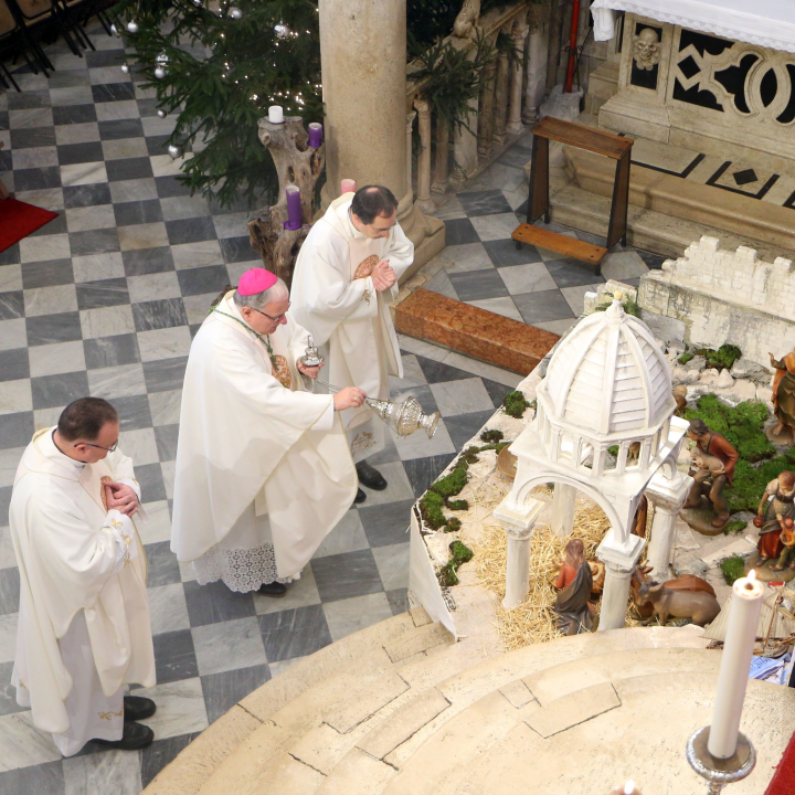 Biskup na Novu Godinu predvodio misu