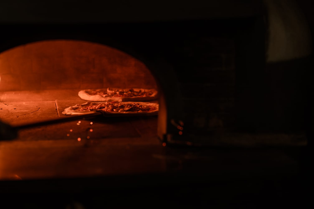 Povedite svoje najbliže i uživajte u vrhunskim zalogajima iz pizzerije Victoria! 