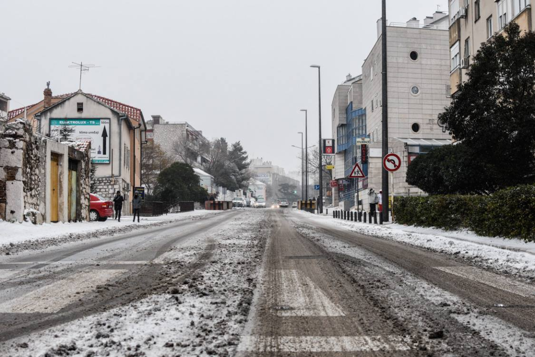 Ovako je Šibenik izgledao na današnji dan 2018. godine, danas je 19 stupnjeva više