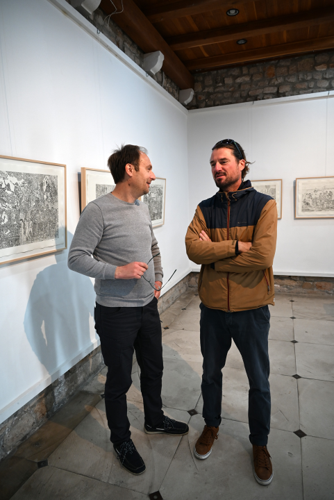 Otvorena izložba akademskog slikara Tomislava Buntaka: Priča o arkadiji inspirirana stripom i filmom