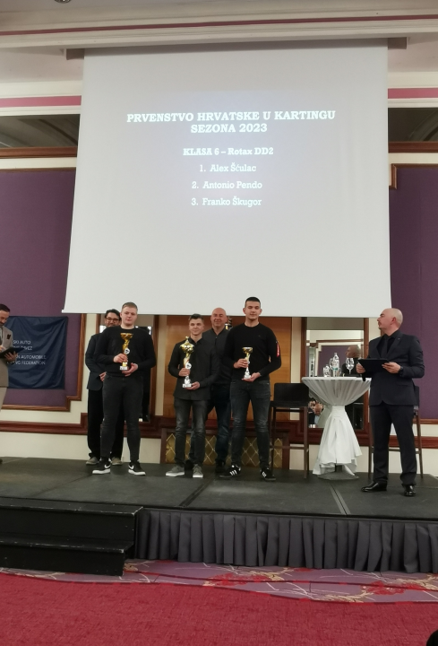 Član KK Dubrava-Šibenik Franko Škugor nagrađen za 3. mjesto u svojoj klasi