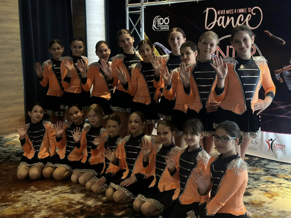 Šibenske mažoretkinje osvojile tri medalje na velikom natjecanju u Sarajevu