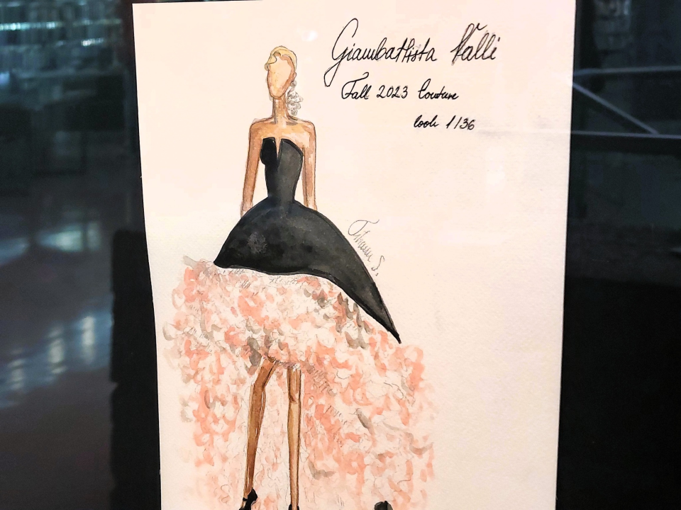 U knjižnici otvorena izložba modnih crteža košarkašice Šibenika Tihane Stojsavljević