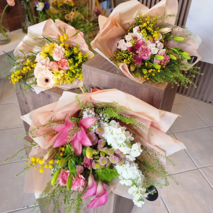 Merci flower&amp;gift shop nudi najljepše cvjetne bukete i asortiman poklona! 