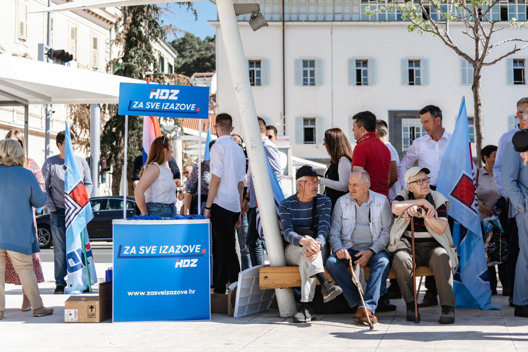 Plenković u Šibeniku: 'Uvjeren sam da će 9. izborna jedinica dati najveći obol ukupnoj pobjedi HDZ-a'