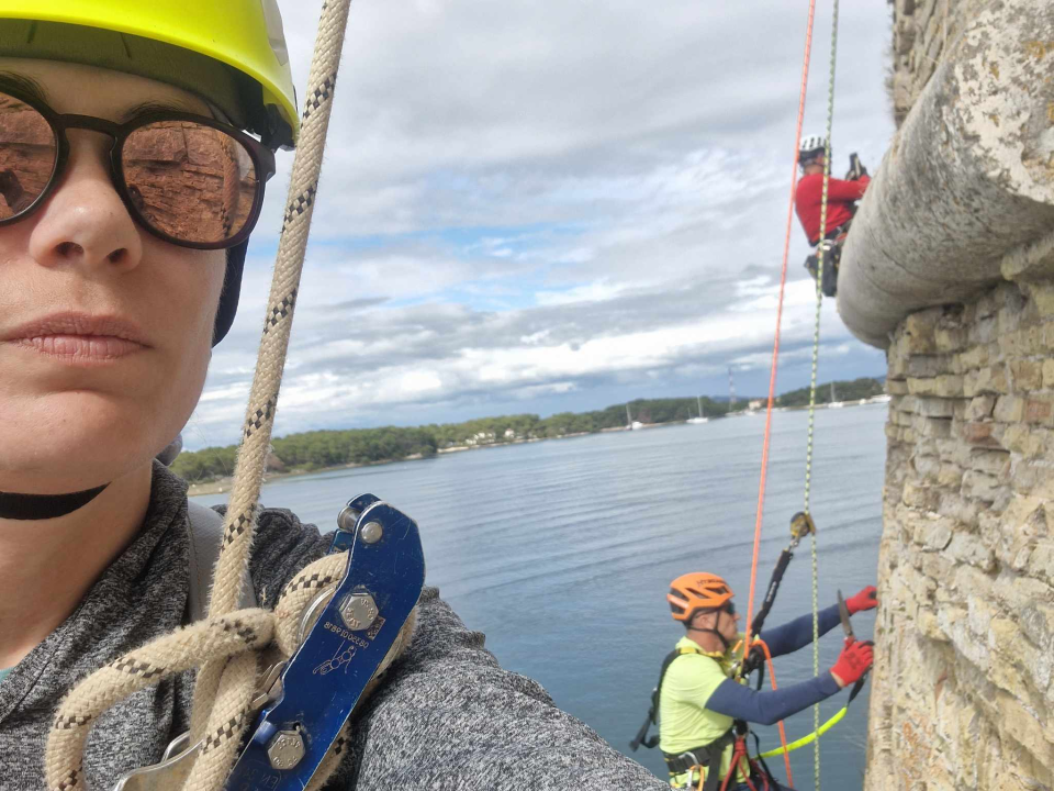 Tvrđava sv. Nikole se priprema za sezonu: Njene zidine očišćene od raslinja, trave... 