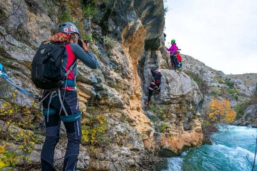 Antonia Viljac ljubav prema planinama pretvorila je u posao: 'Nekad kad se probudim ne znam idem li negdje visjeti ili kopati'