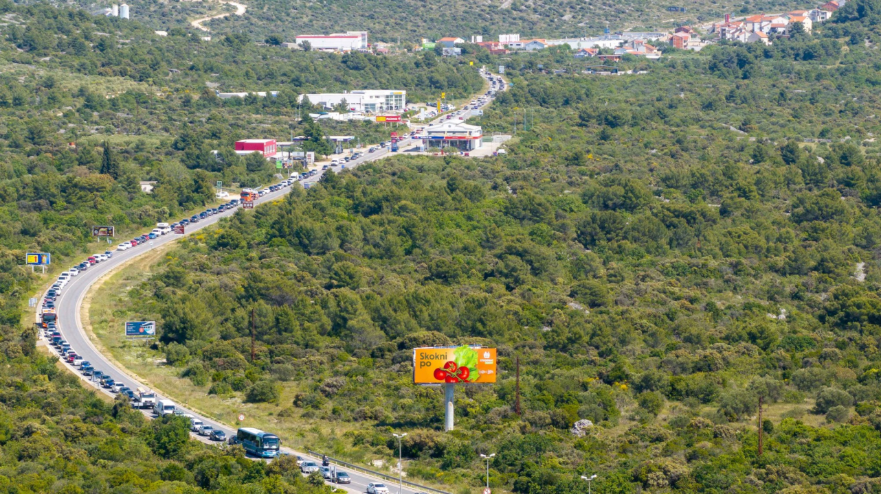Zbog radova na raskrižju Zaton stvaraju se ogromne kolone, pogledajte kako to izgleda iz zraka