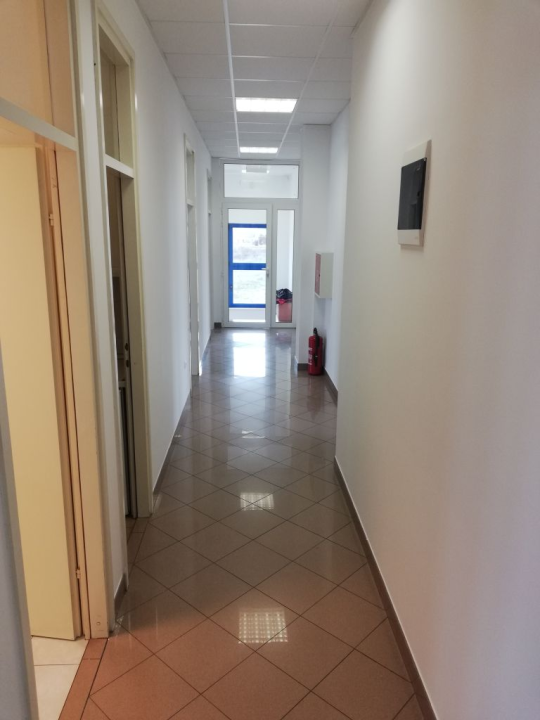 Iznajmljuje se atraktivan uredski prostor u Šibeniku! 