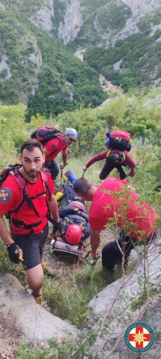Šibenski HGSS-ovci iz kanjona Čikole izvukli ozlijeđenu ženu