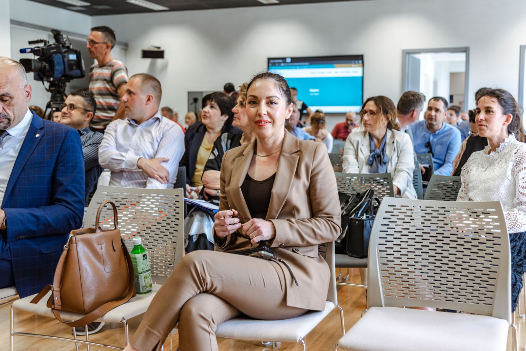 Tijat je i dalje glavna tema, a doznali smo i da će nova liječnica u Murteru biti Ukrajinka