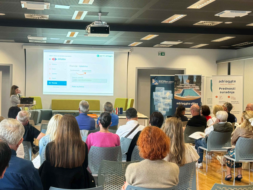 Turistička zajednica organizirala radionicu za iznajmljivače u ABC-u