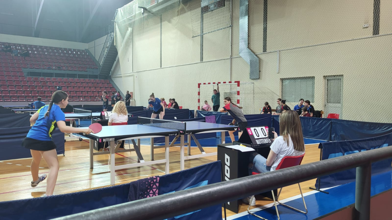 Novi turnir, novi uspjesi: Zlato i srebro za Stolnoteniski klub Šibenik u Puli